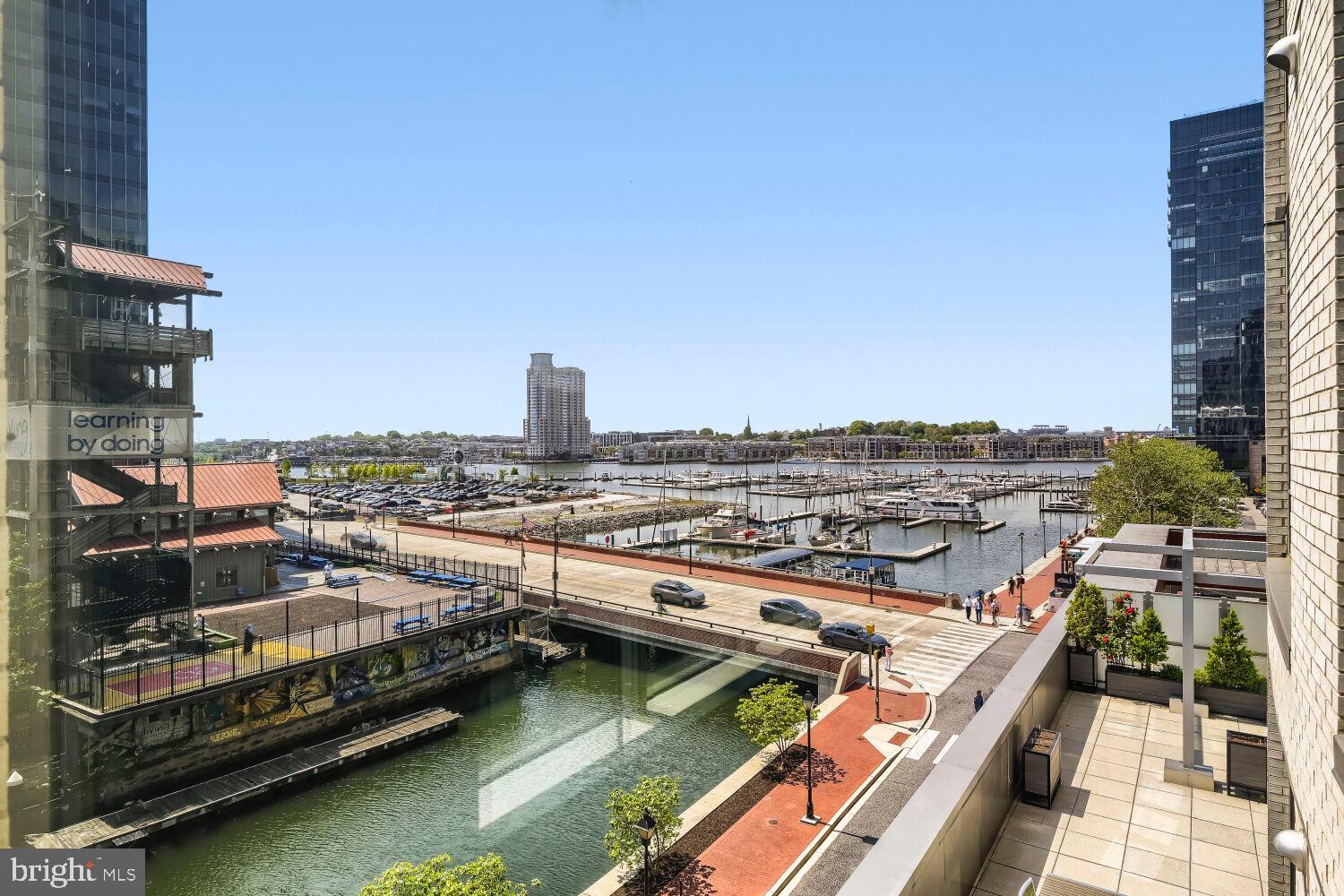 HARBOR EAST - Residential