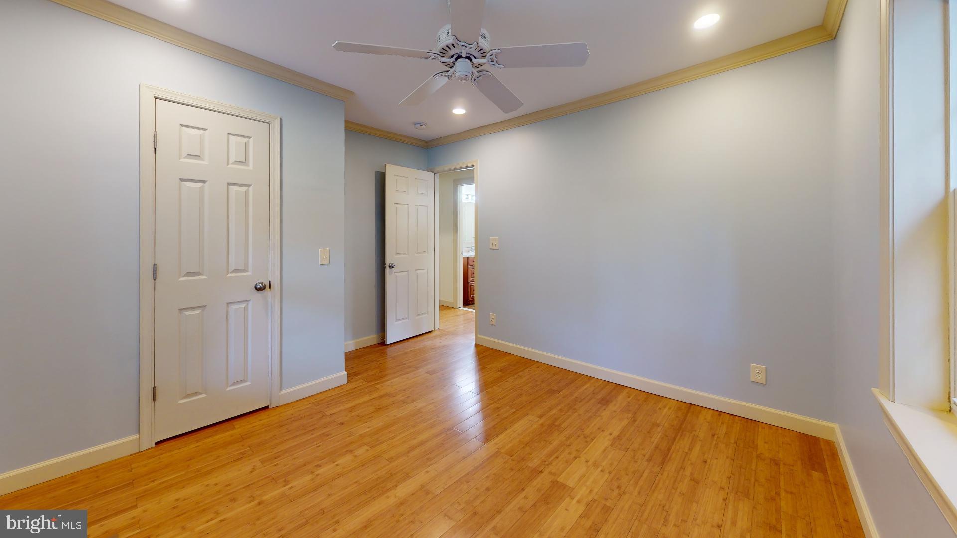 HOLLIN HALL VILLAGE - Residential Lease