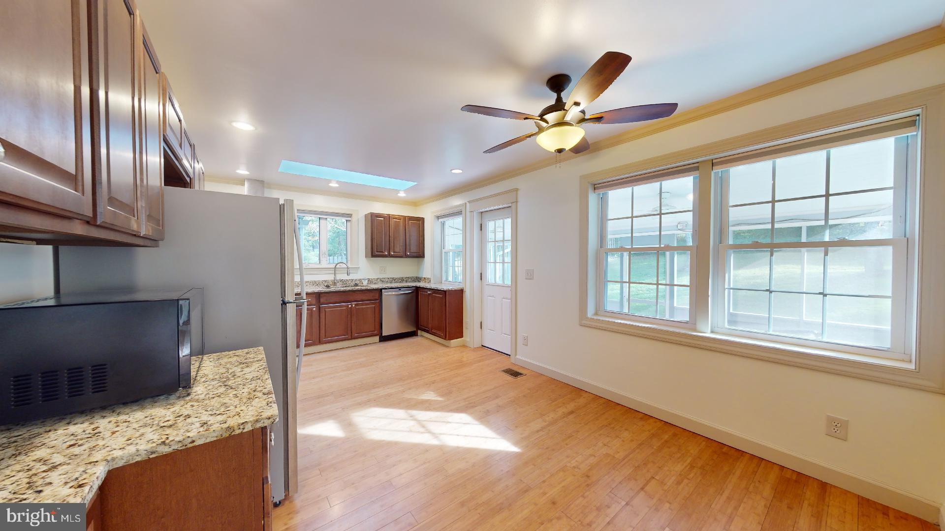 HOLLIN HALL VILLAGE - Residential Lease