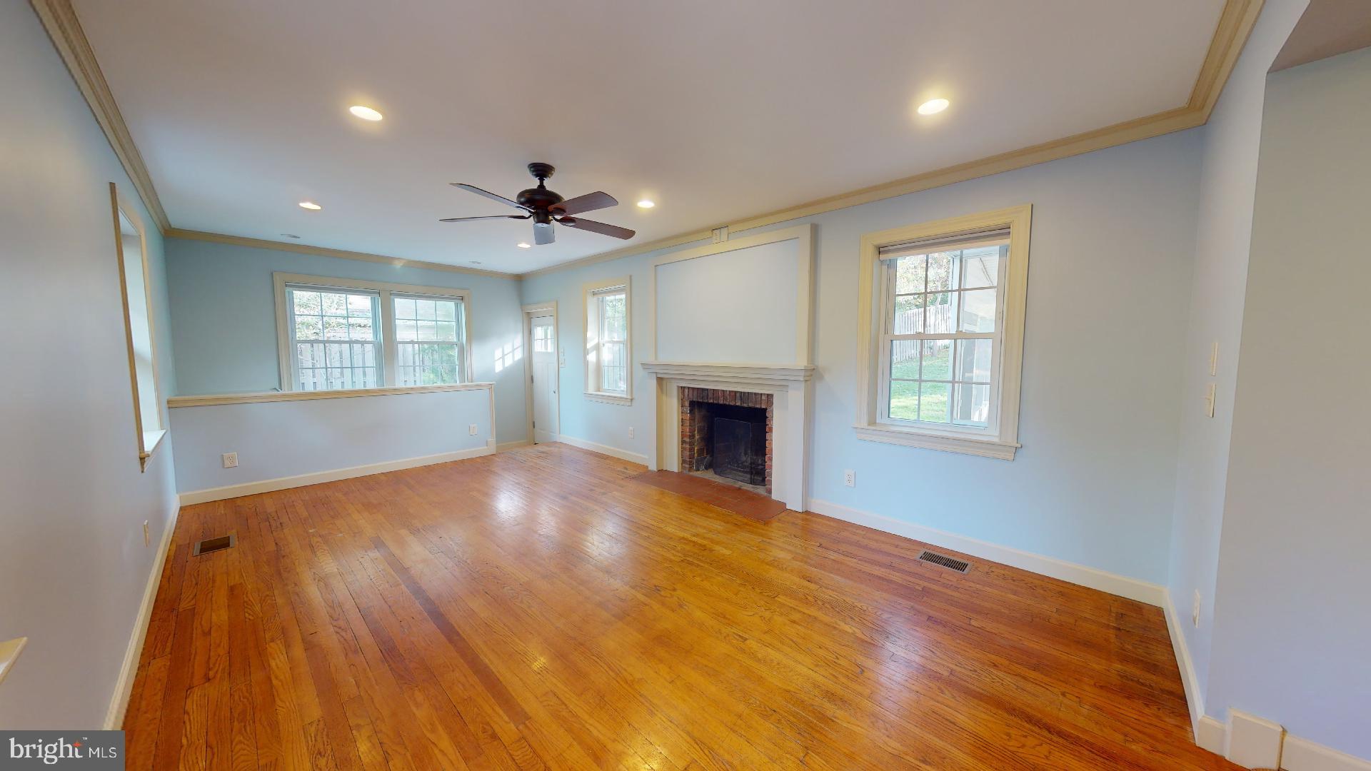 HOLLIN HALL VILLAGE - Residential Lease