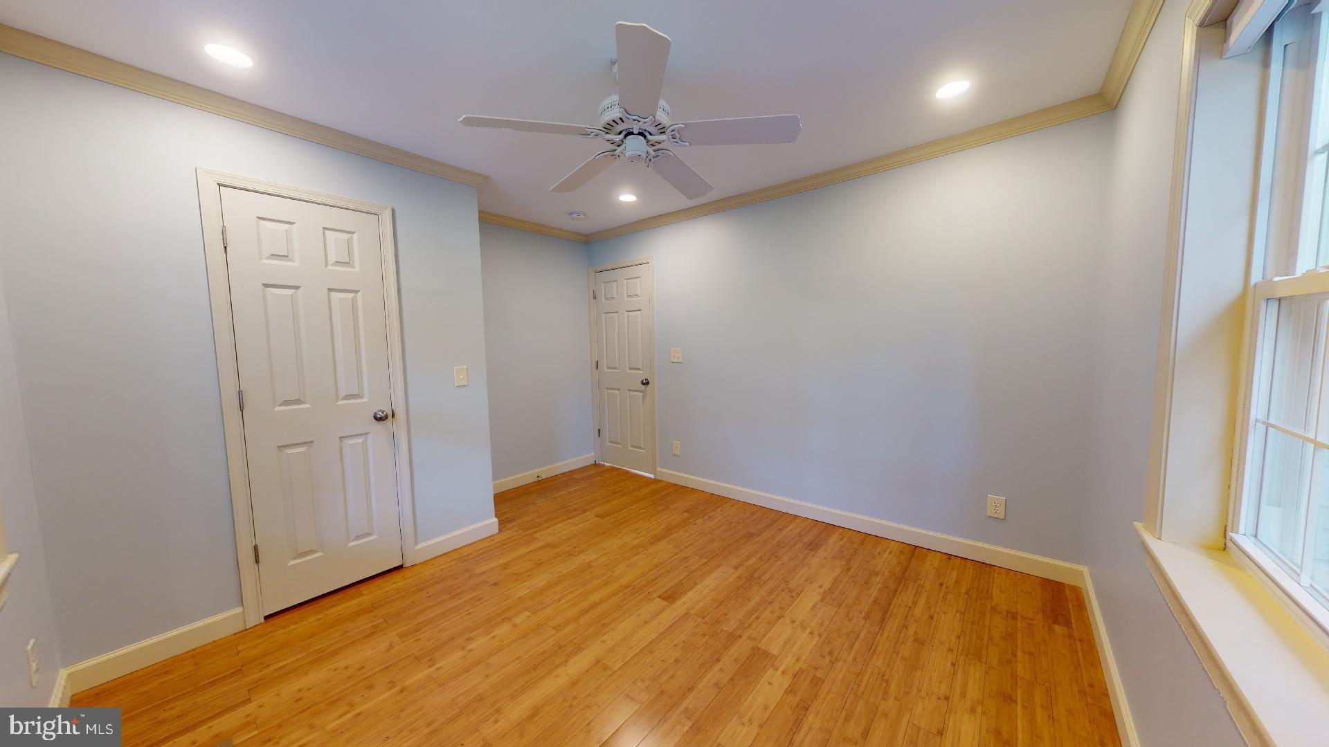 HOLLIN HALL VILLAGE - Residential Lease