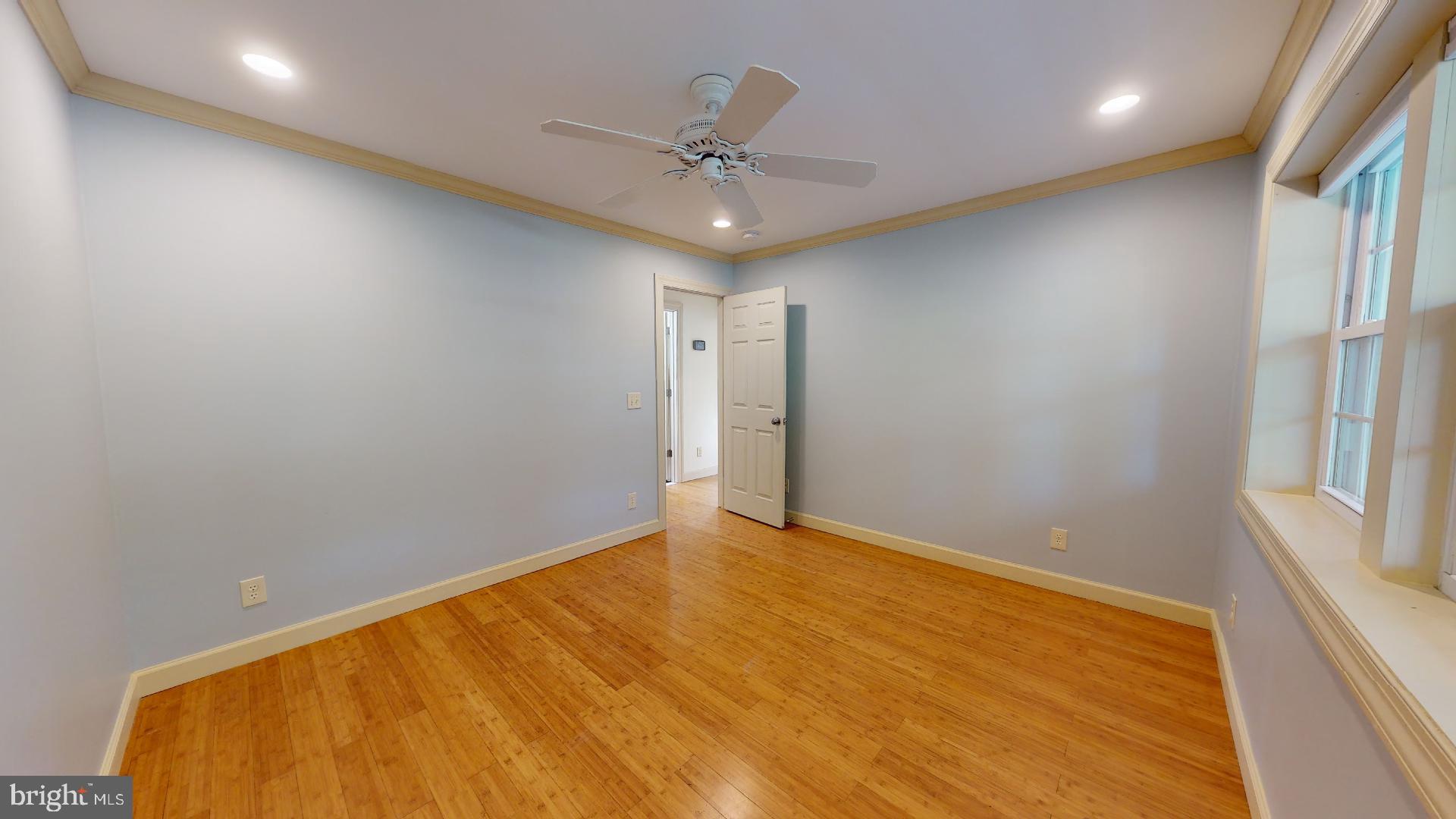 HOLLIN HALL VILLAGE - Residential Lease