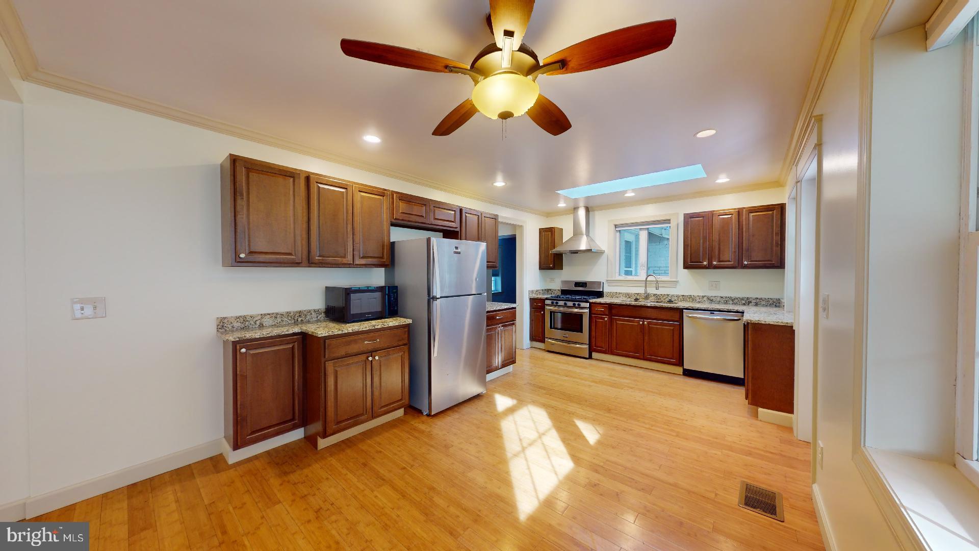 HOLLIN HALL VILLAGE - Residential Lease