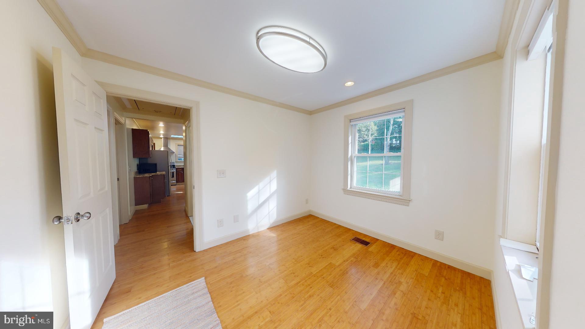 HOLLIN HALL VILLAGE - Residential Lease