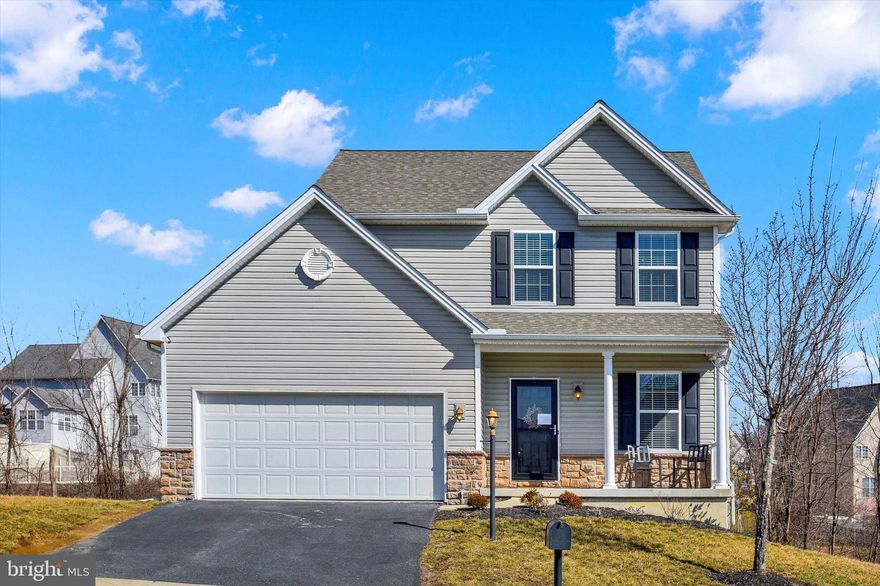 Motivated Seller! Quick possession available!
Looking for a home with no HOA and little yard maintenance? You have found it! This 3-bedroom, 2.5-bathroom home in Quail Hollow boasts numerous updates that make it truly inviting. Fully professionally painted throughout. Recently updated main level bathroom and additional enhancements include luxury vinyl plank flooring throughout, modern appliances, a new screen door, a gas line extended to the kitchen range, and updated light fixtures. The kitchen and family room open to a lovely deck overlooking a serene wooded area. Additionally, the beautifully finished lower level offers an extra 500 square feet of living space, complete with a walk-out feature and ample windows. A JOY to own