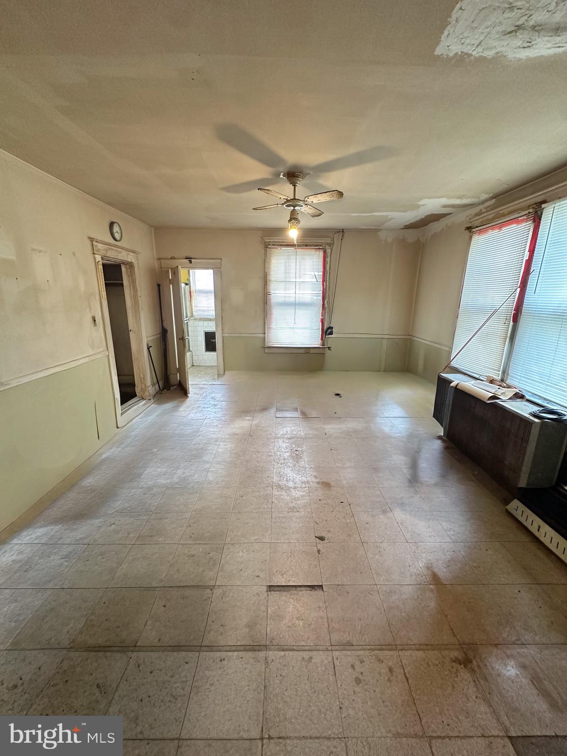 HOWARD PARK - Residential