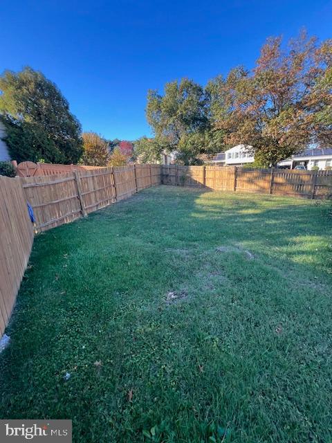 WHITE OAK MANOR - Residential Lease