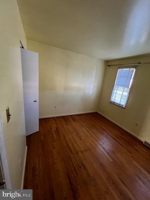 WHITE OAK MANOR - Residential Lease