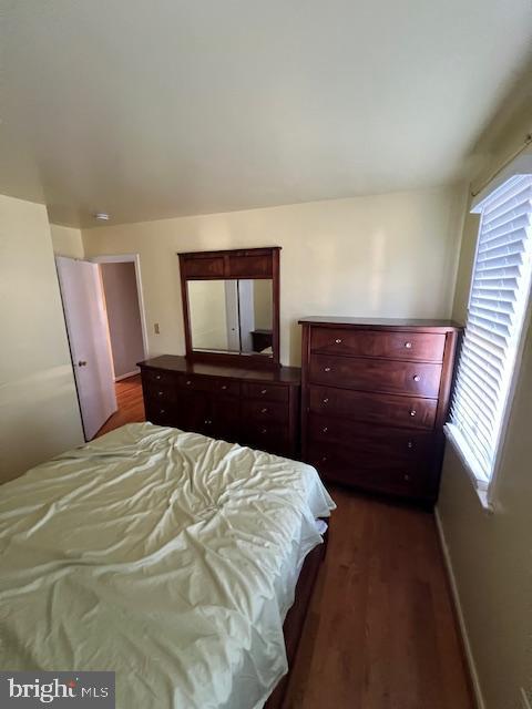 WHITE OAK MANOR - Residential Lease