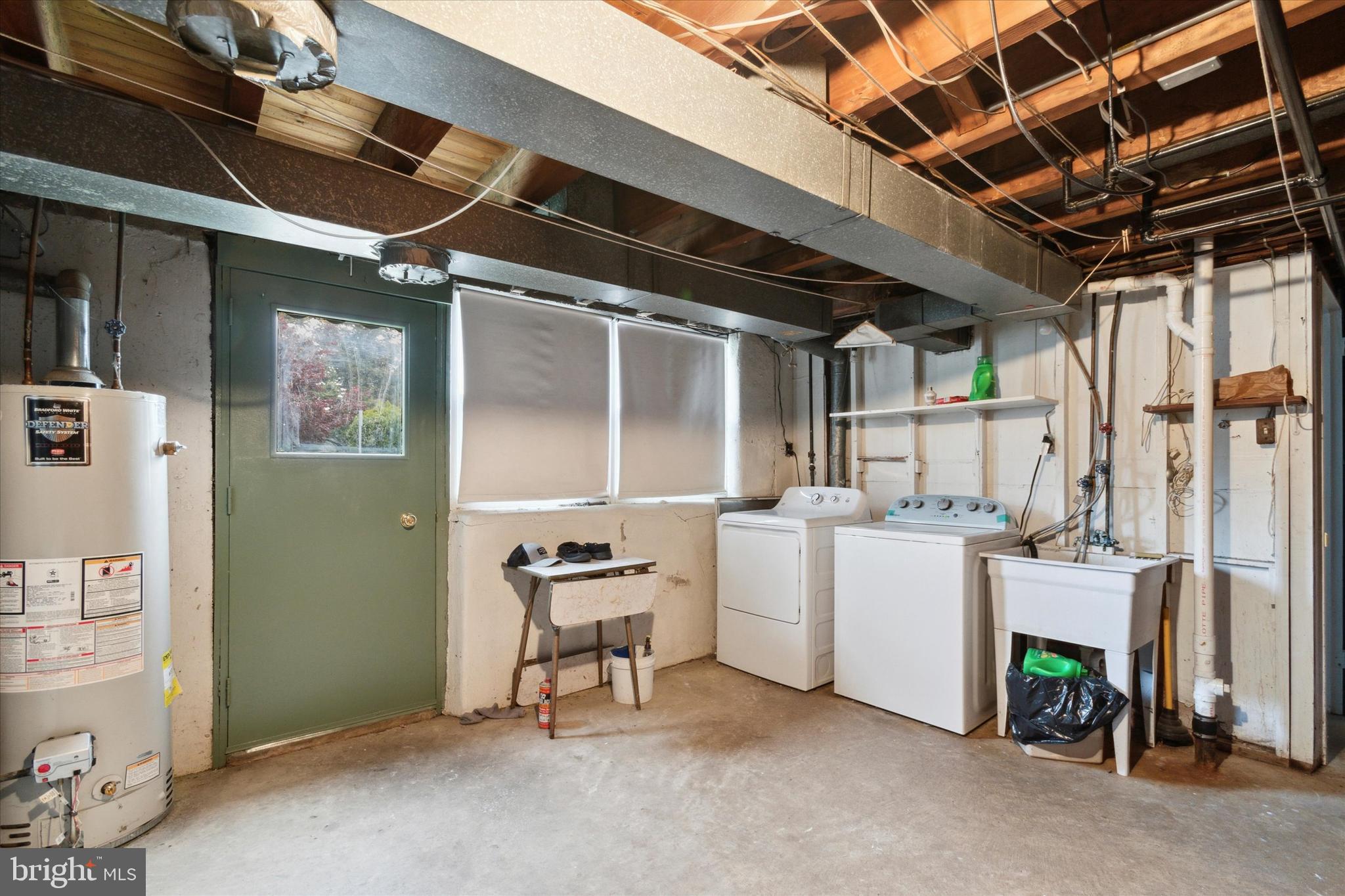 ROXBOROUGH - Residential Lease