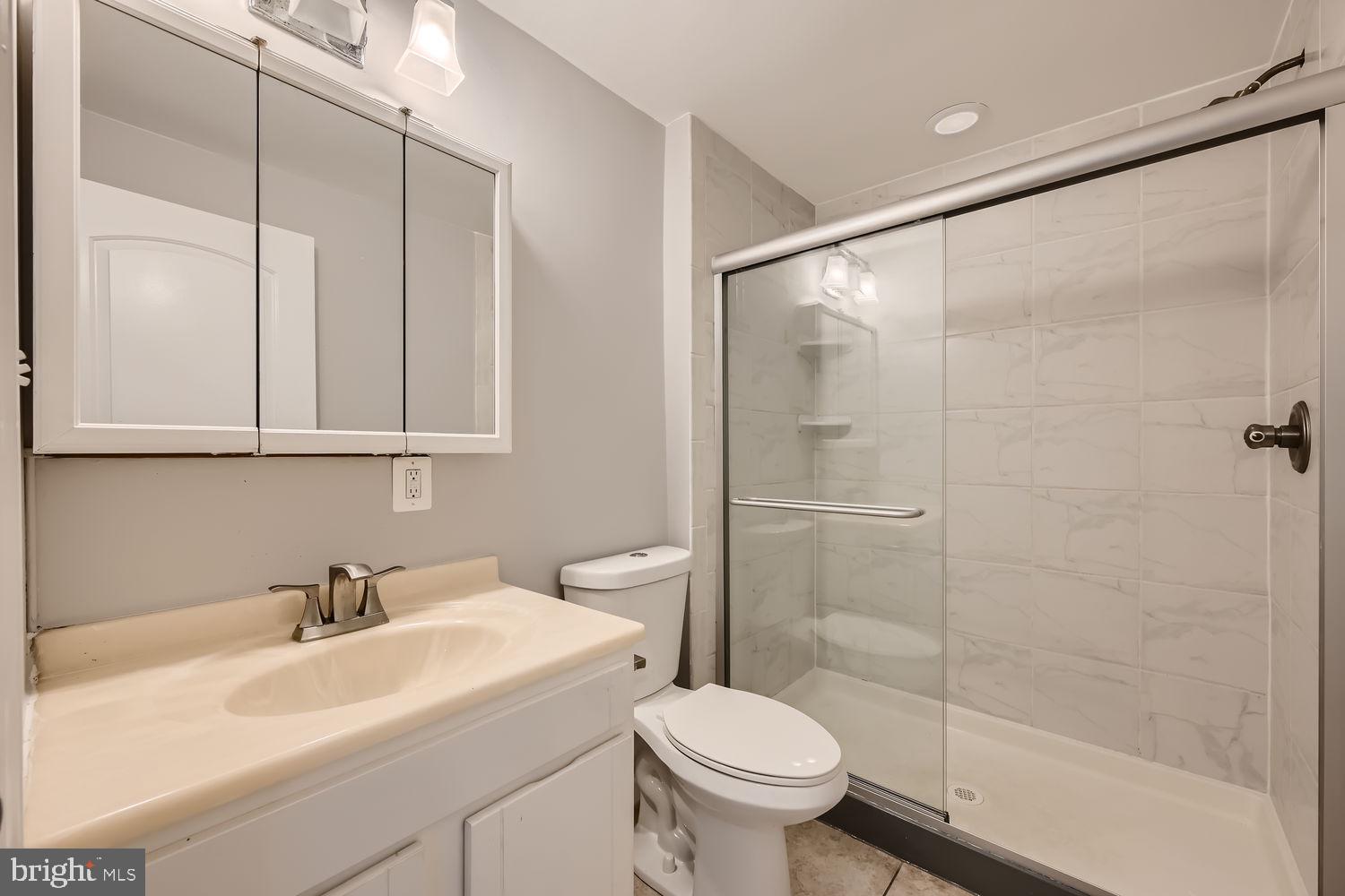 HAMPDEN HISTORIC DISTRICT - Residential Lease