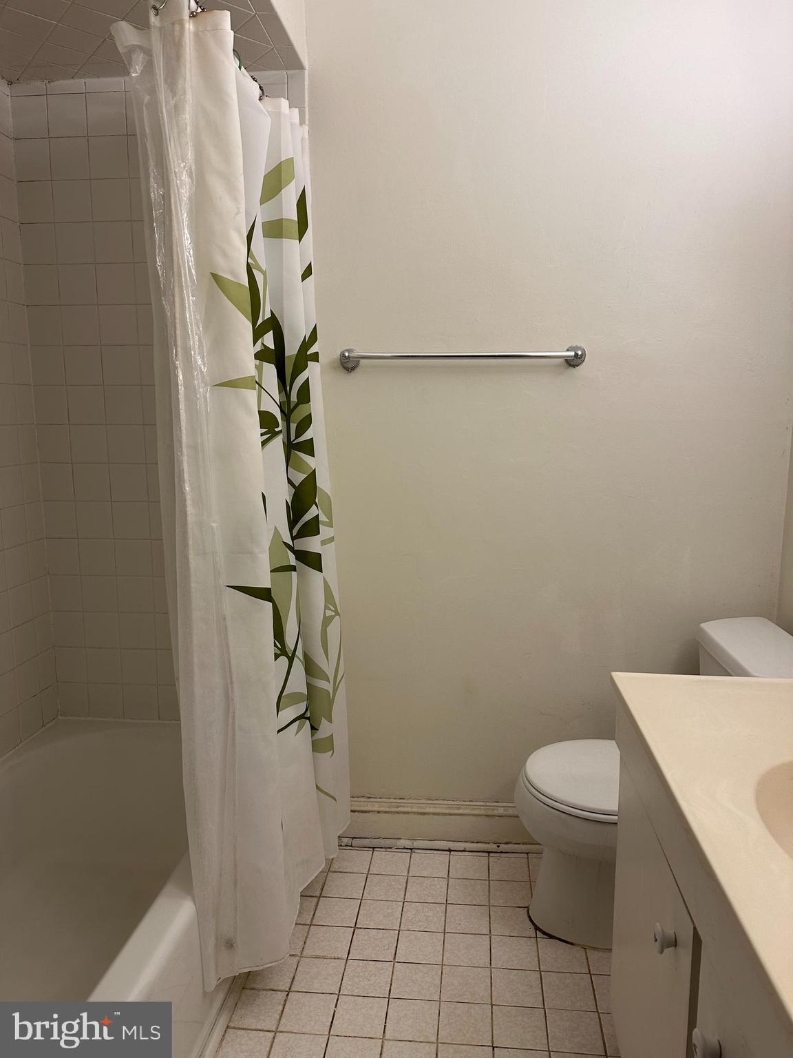 YARDLEY COMMONS - Residential