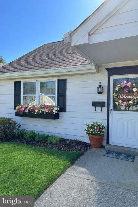 201 YARDLEY CMNS YARDLEY PA 19067