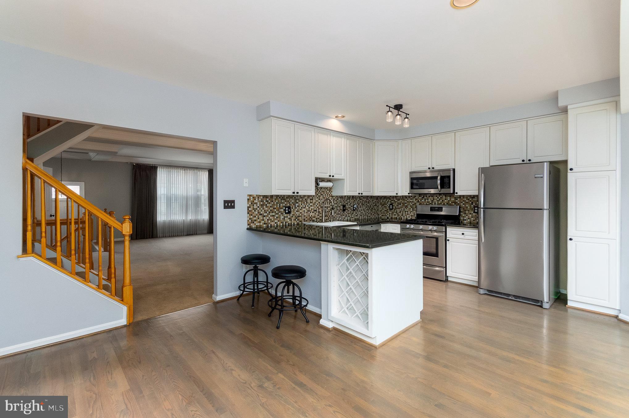 KINGSTOWNE - Residential Lease