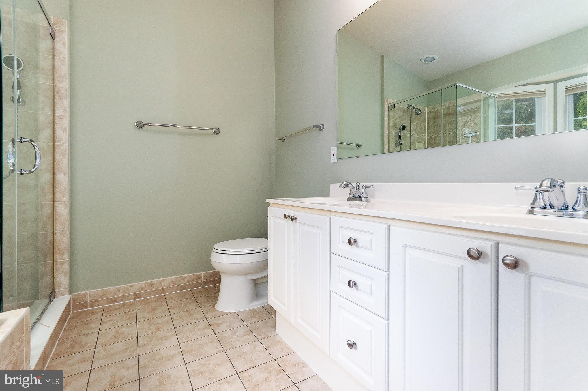 KINGSTOWNE - Residential Lease