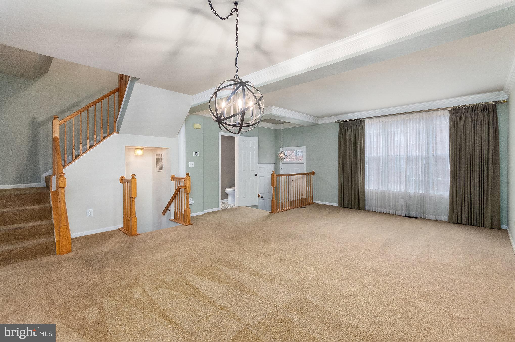 KINGSTOWNE - Residential Lease