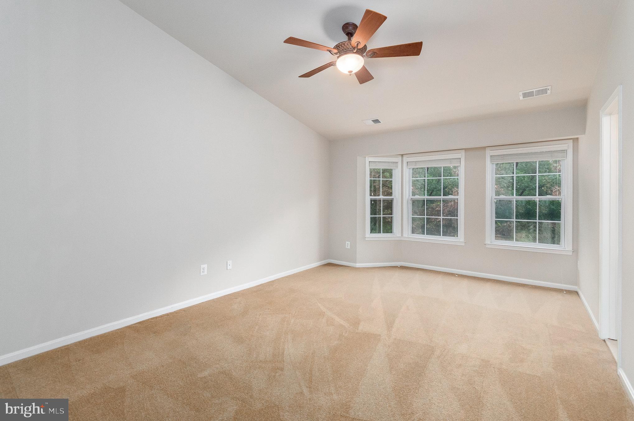 KINGSTOWNE - Residential Lease