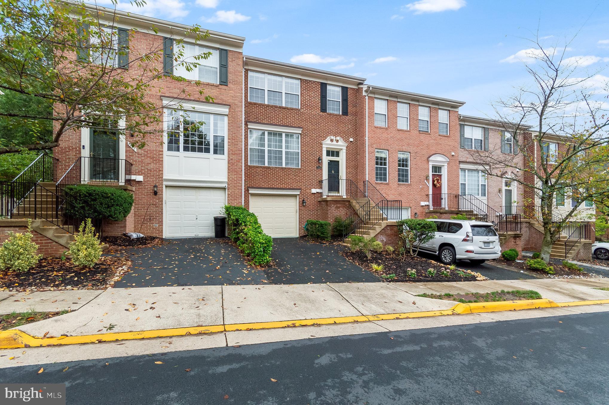 KINGSTOWNE - Residential Lease