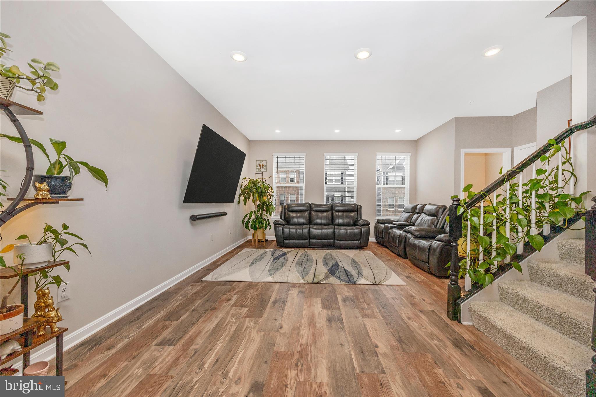 WESTVIEW SOUTH - Residential