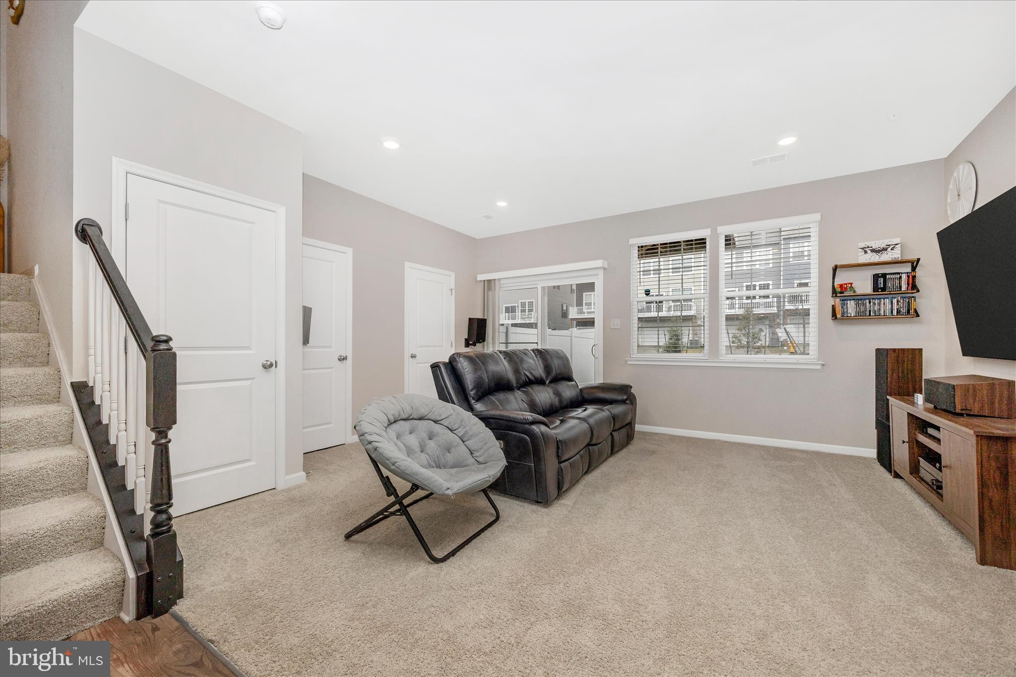 WESTVIEW SOUTH - Residential