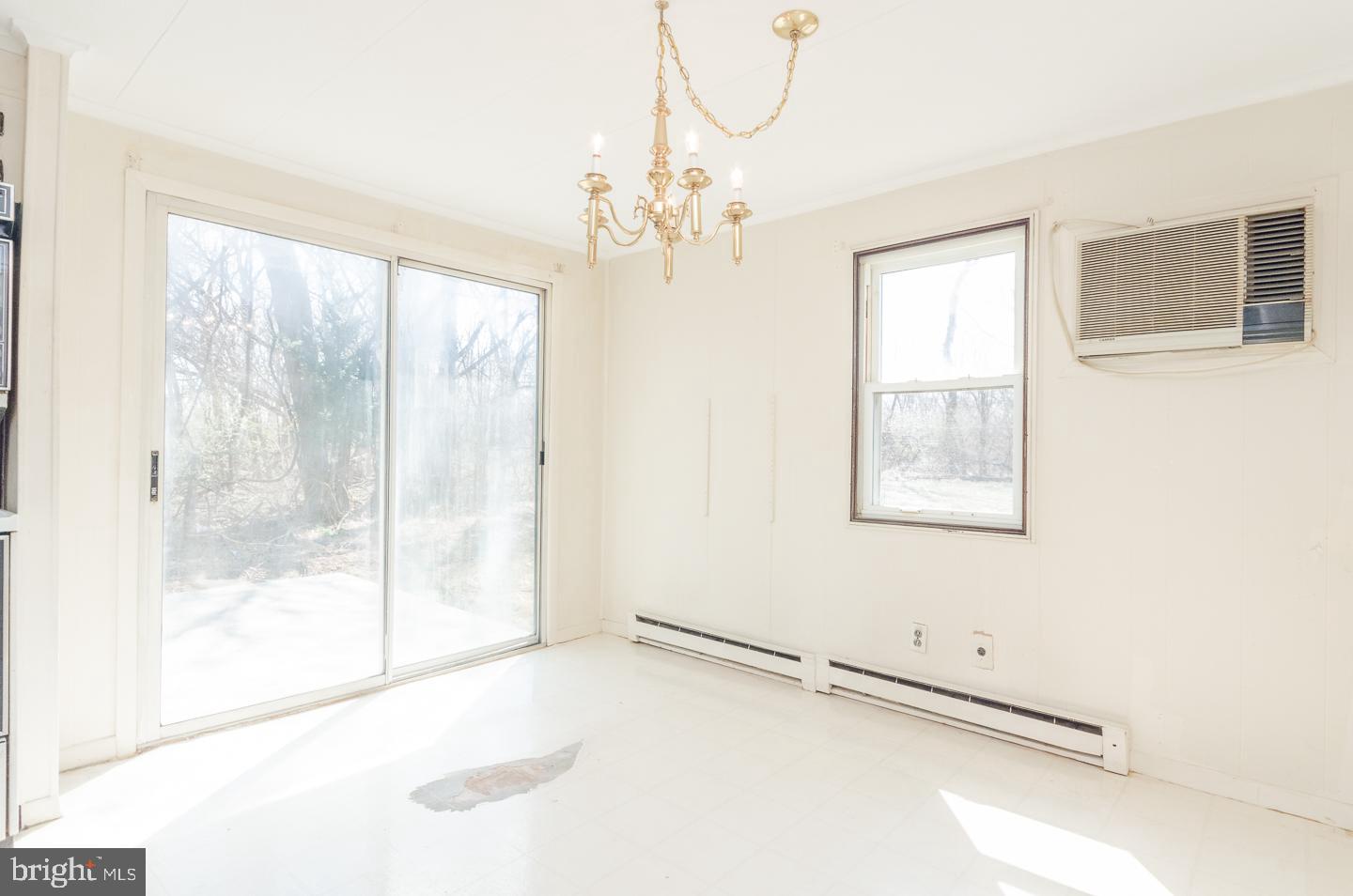 MECKLENBURG HEIGHTS - Residential