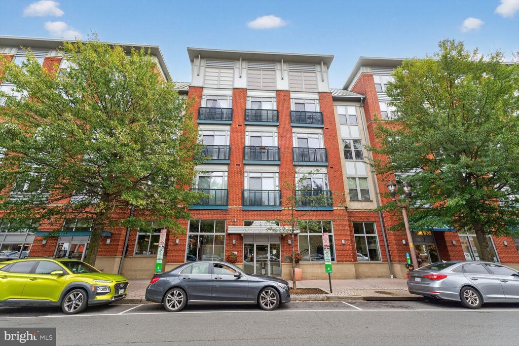 Photo of 1800 Wilson Boulevard #403, ARLINGTON, VA 22201 (MLS # VAAR2065196)