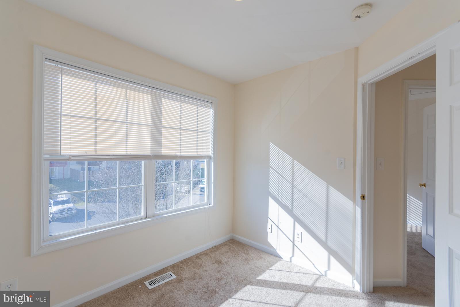 MILLS FARM - Residential Lease