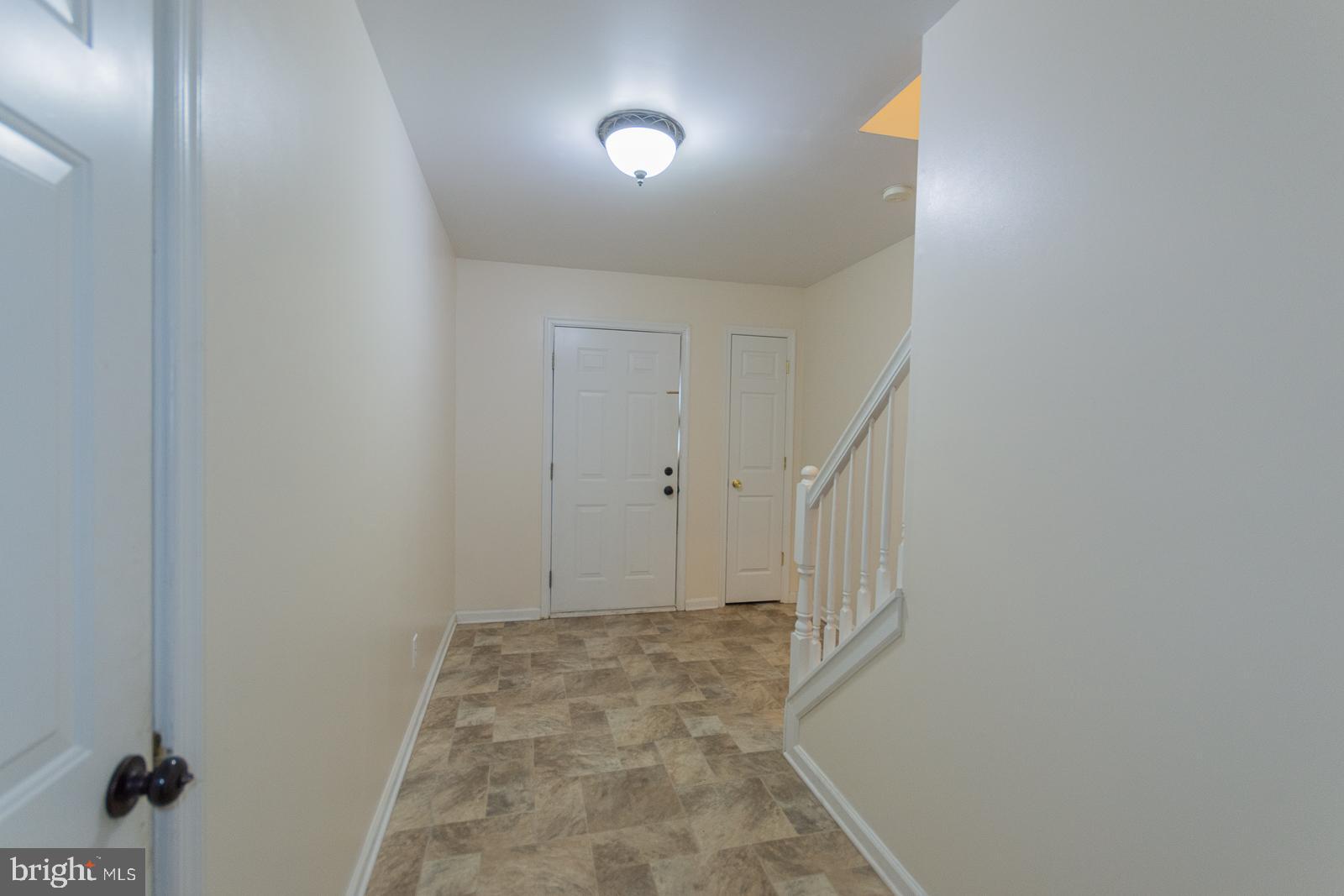 MILLS FARM - Residential Lease