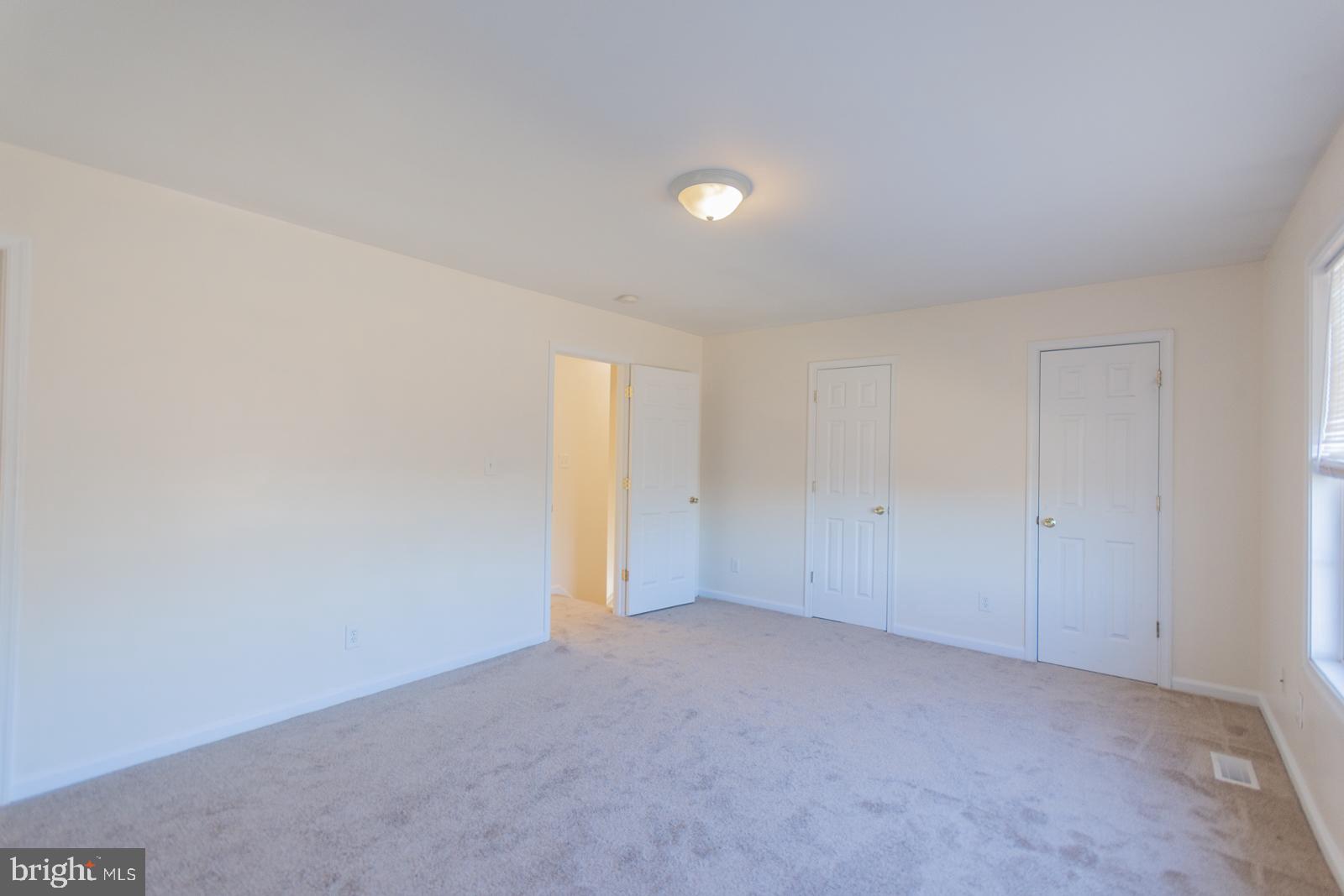 MILLS FARM - Residential Lease