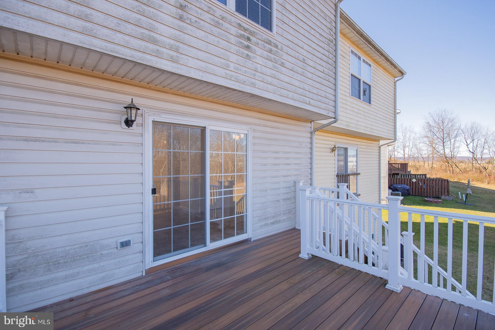 MILLS FARM - Residential Lease