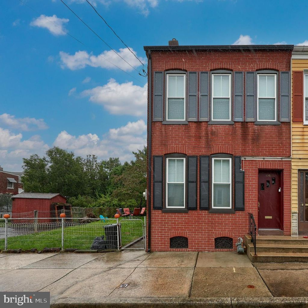 Photo of 690 Cherry Street, Columbia, PA 17512 (MLS # PALA2057608)
