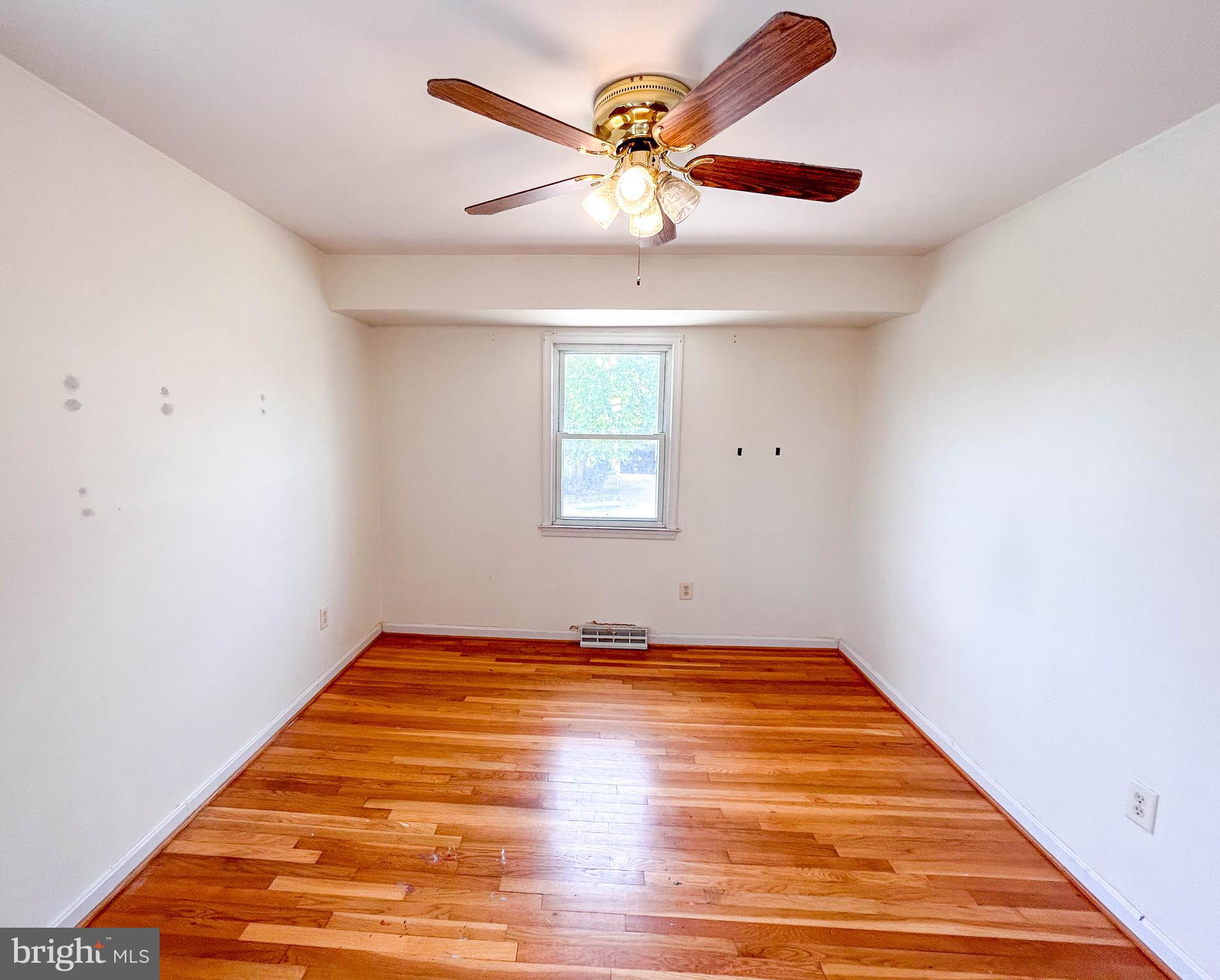 ORCHARD HILLS - Residential