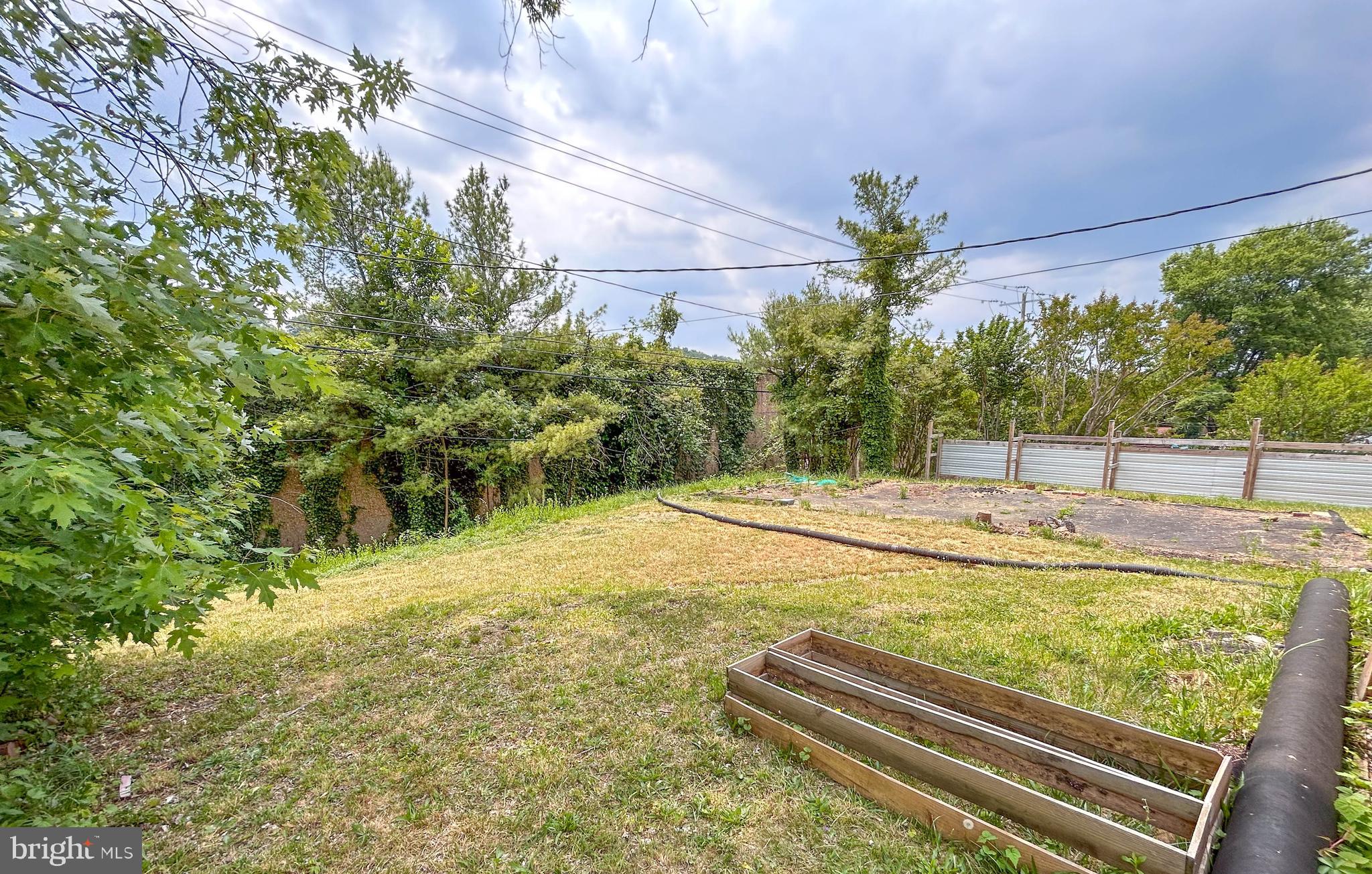 ORCHARD HILLS - Residential