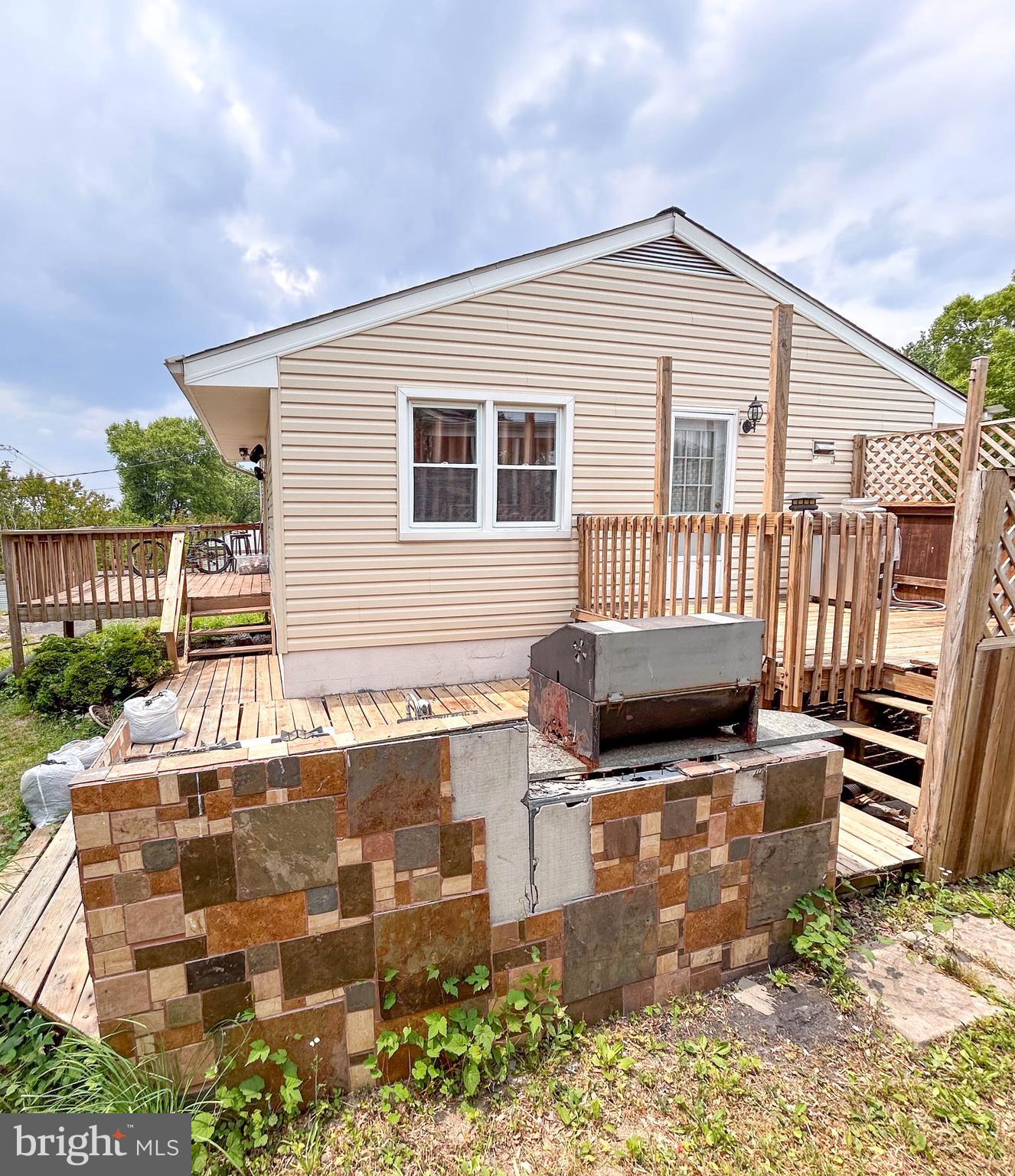 ORCHARD HILLS - Residential