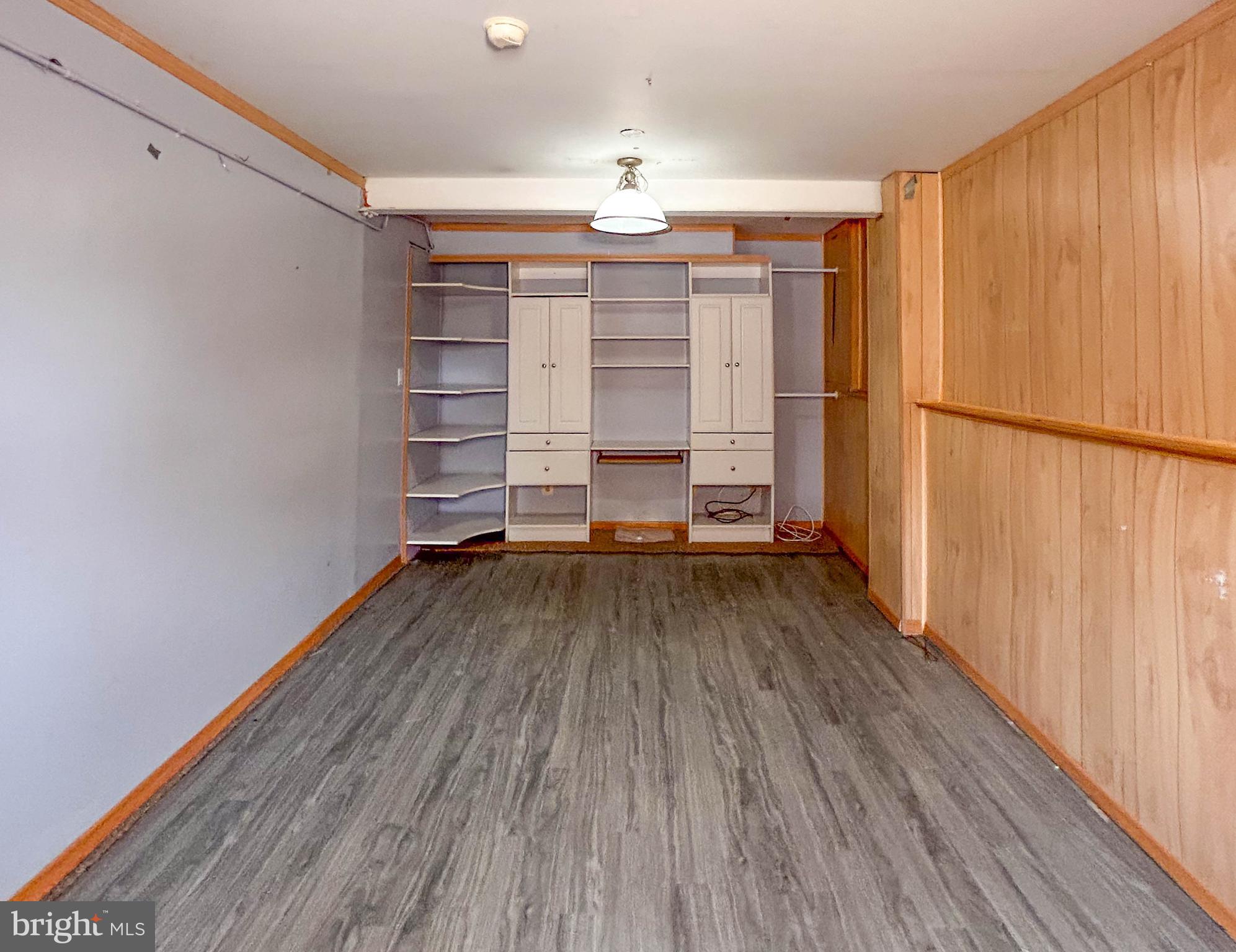 ORCHARD HILLS - Residential