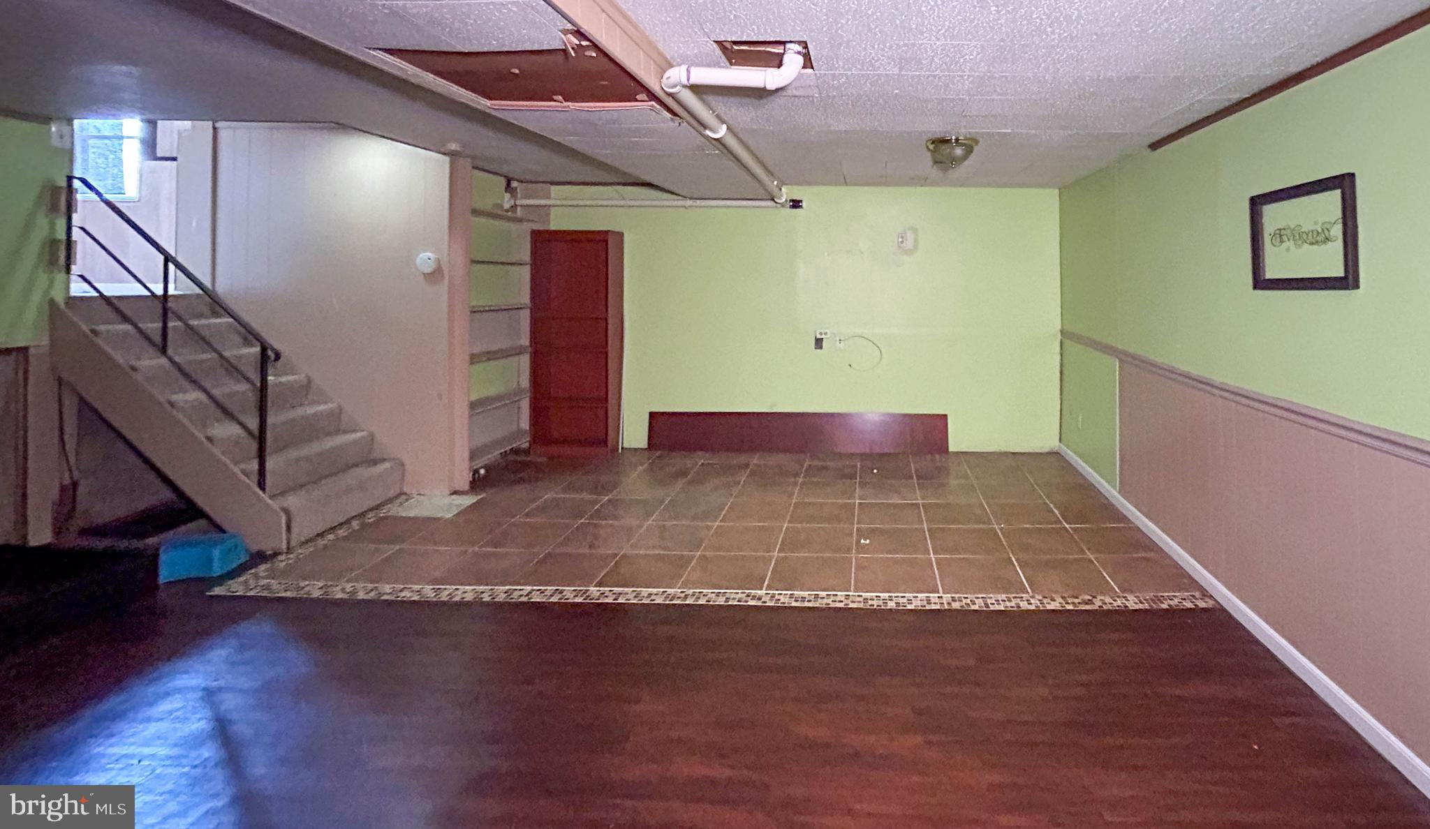 ORCHARD HILLS - Residential