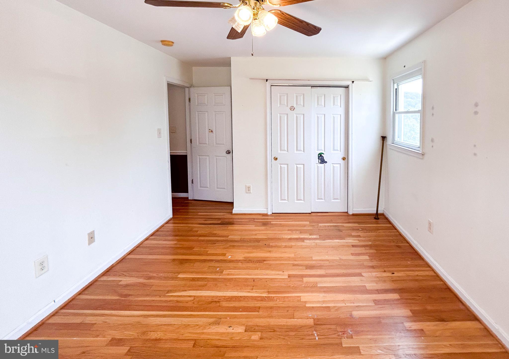 ORCHARD HILLS - Residential