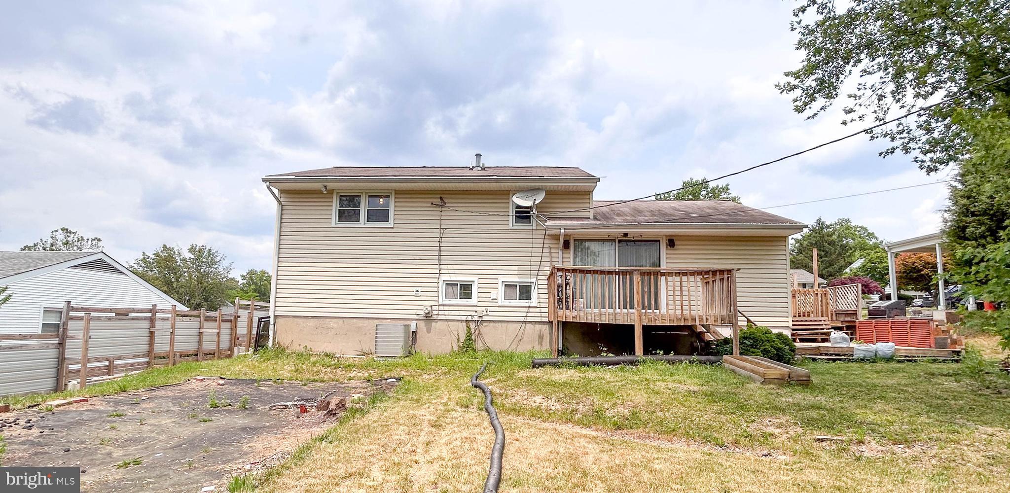 ORCHARD HILLS - Residential