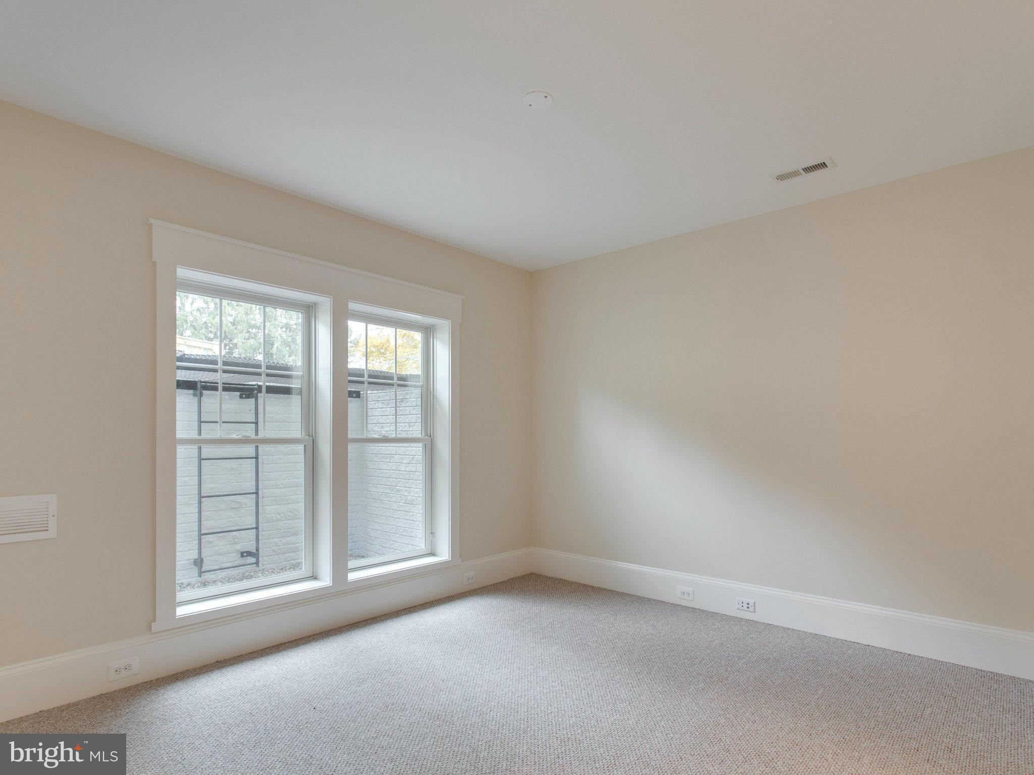 LITTLE VIENNA ESTATES - Residential