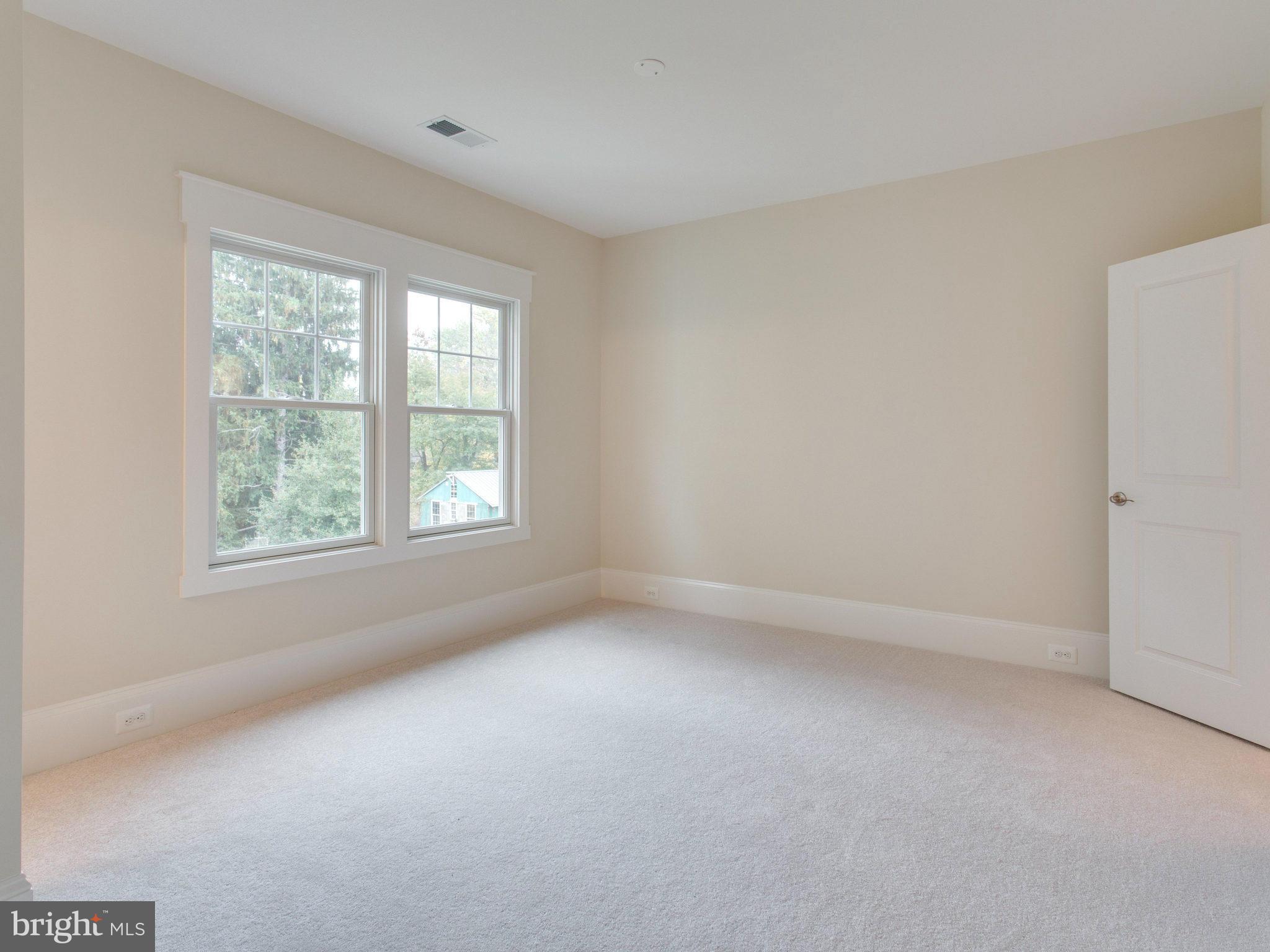 LITTLE VIENNA ESTATES - Residential