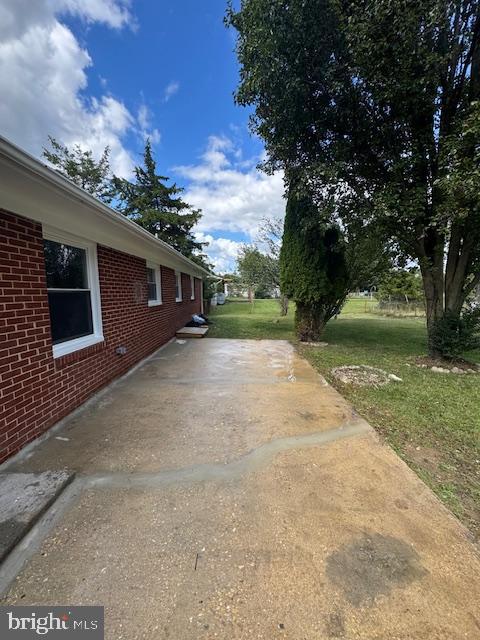 LANHAM VILLAGE - Residential