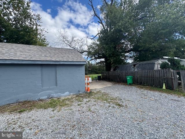 LANHAM VILLAGE - Residential