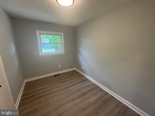 LANHAM VILLAGE - Residential