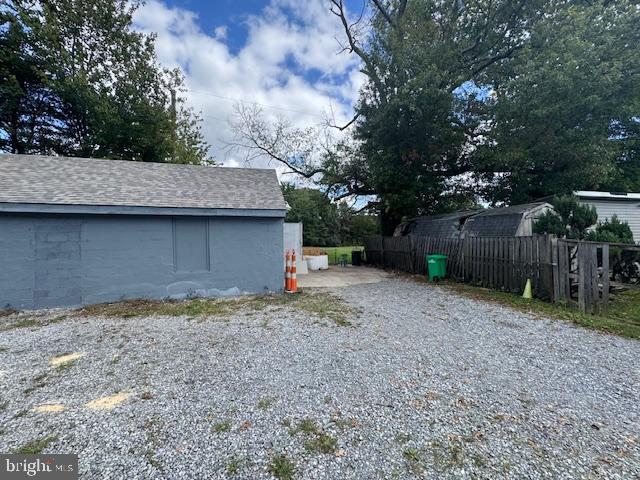 LANHAM VILLAGE - Residential