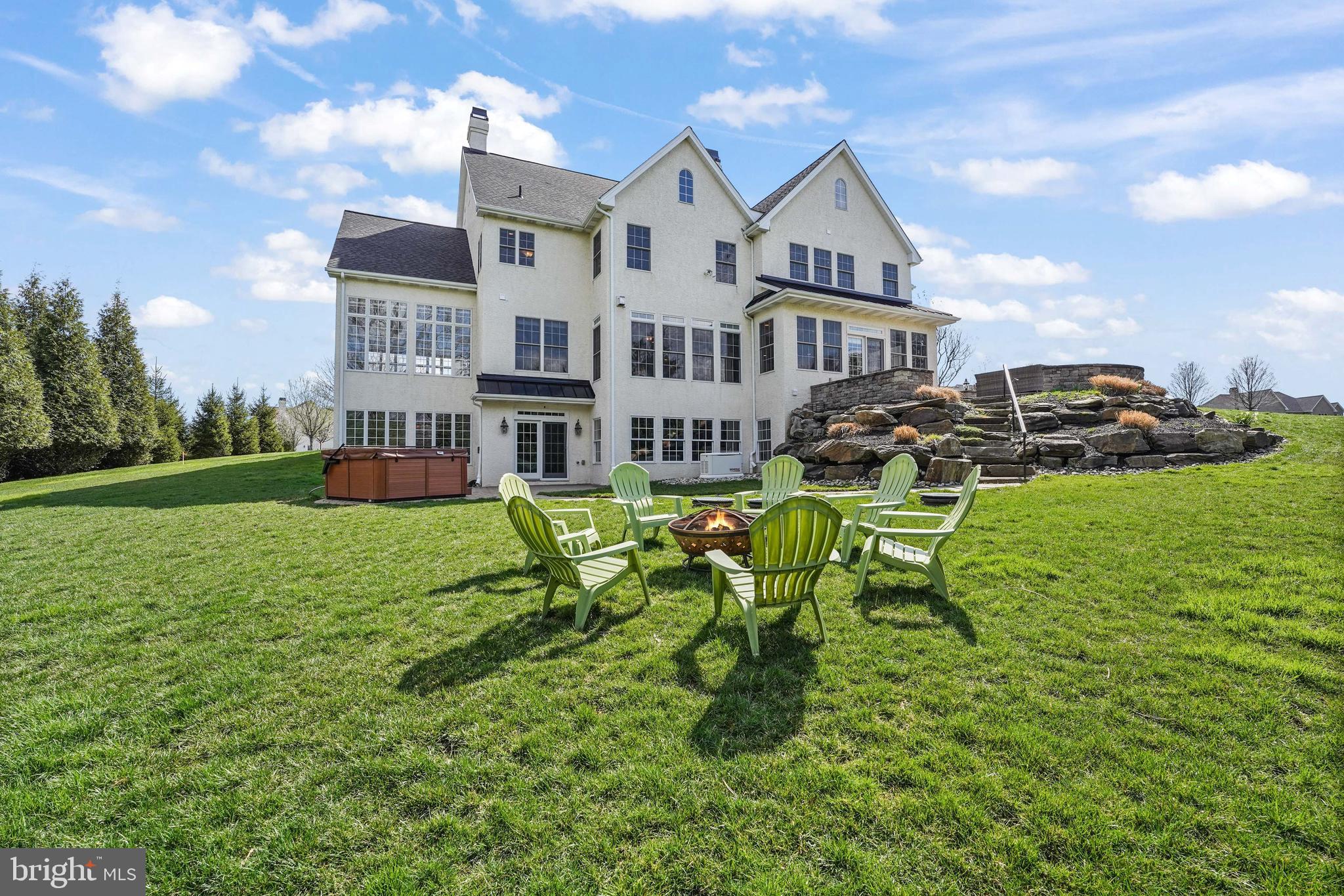 CARLTON NORTH GATE - Residential