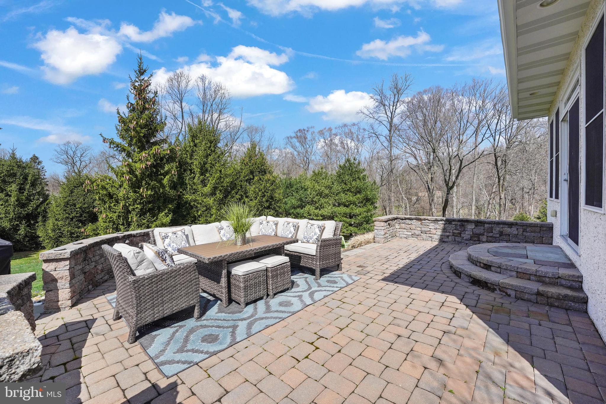 CARLTON NORTH GATE - Residential