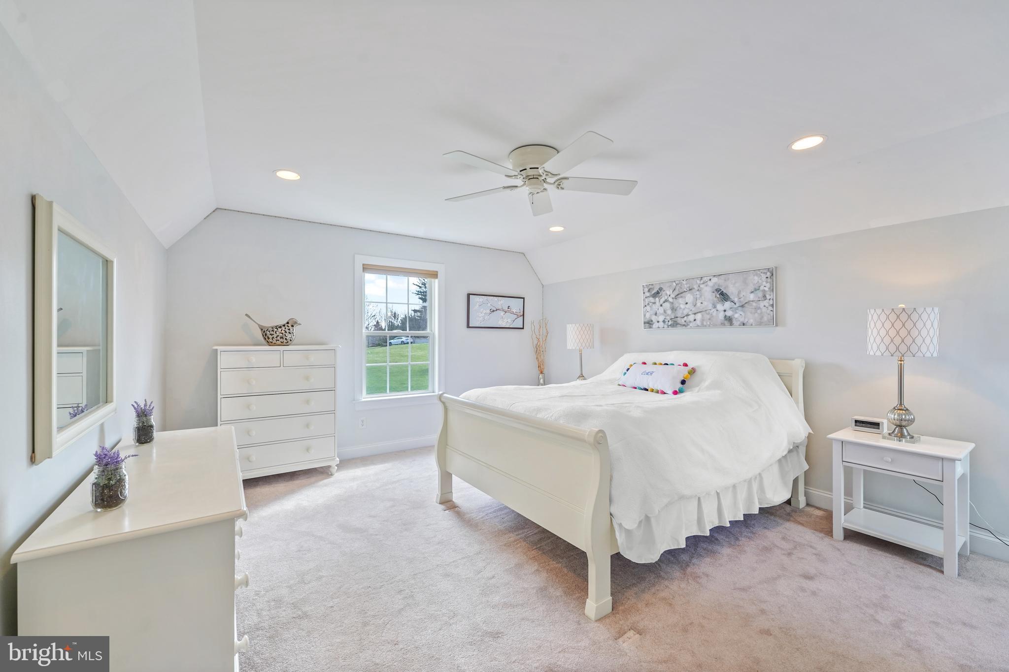 CARLTON NORTH GATE - Residential