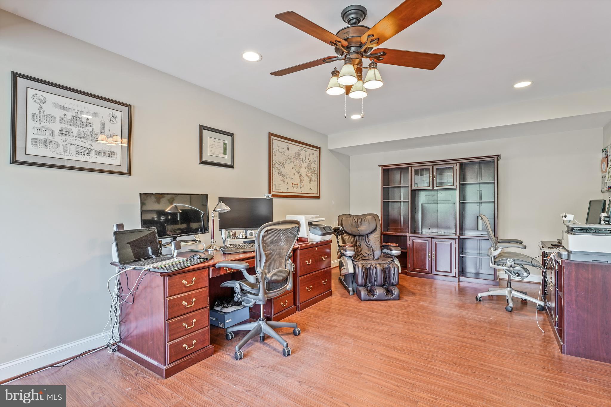 CARLTON NORTH GATE - Residential