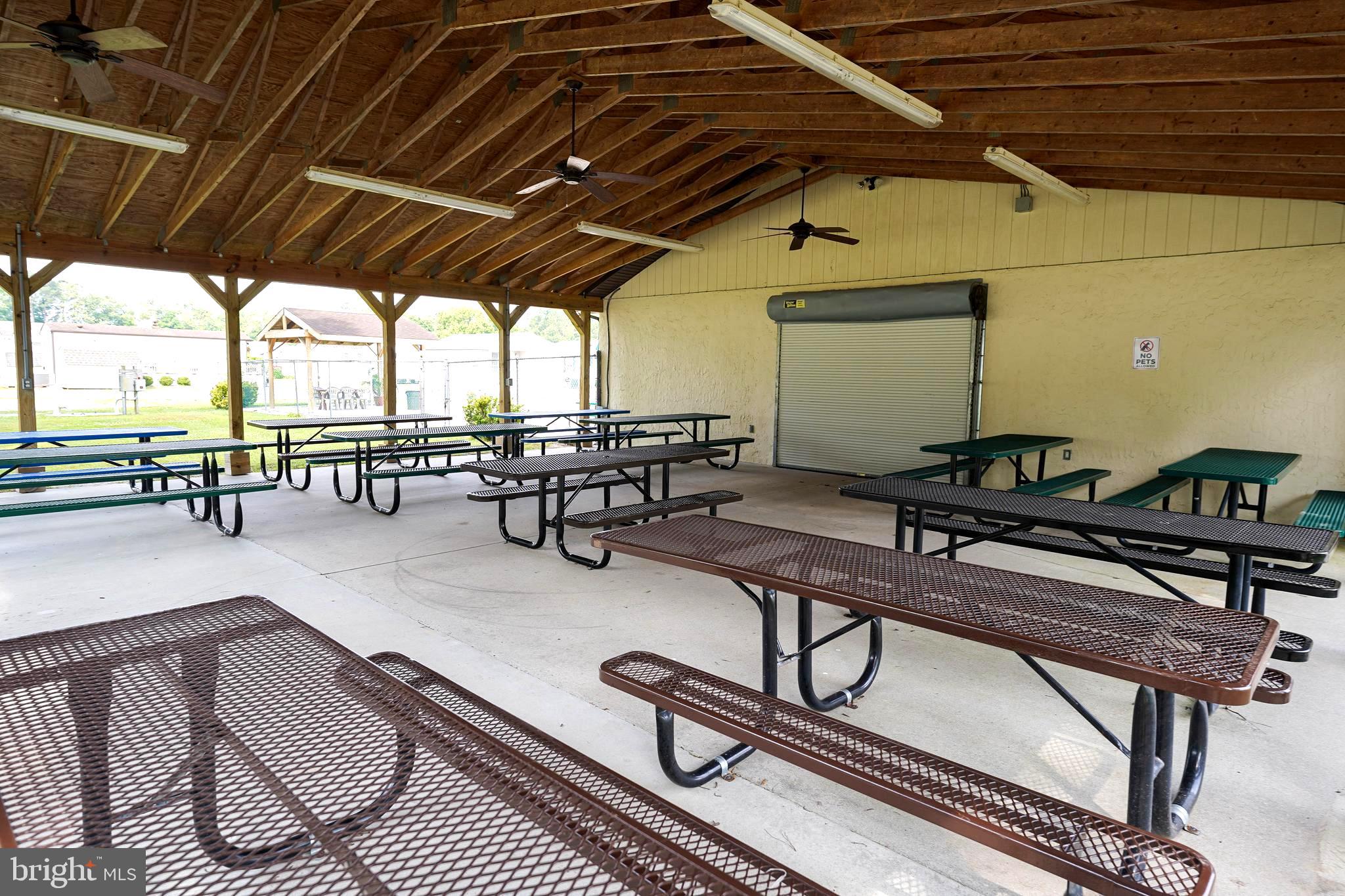 WHITE HORSE PARK I - Residential