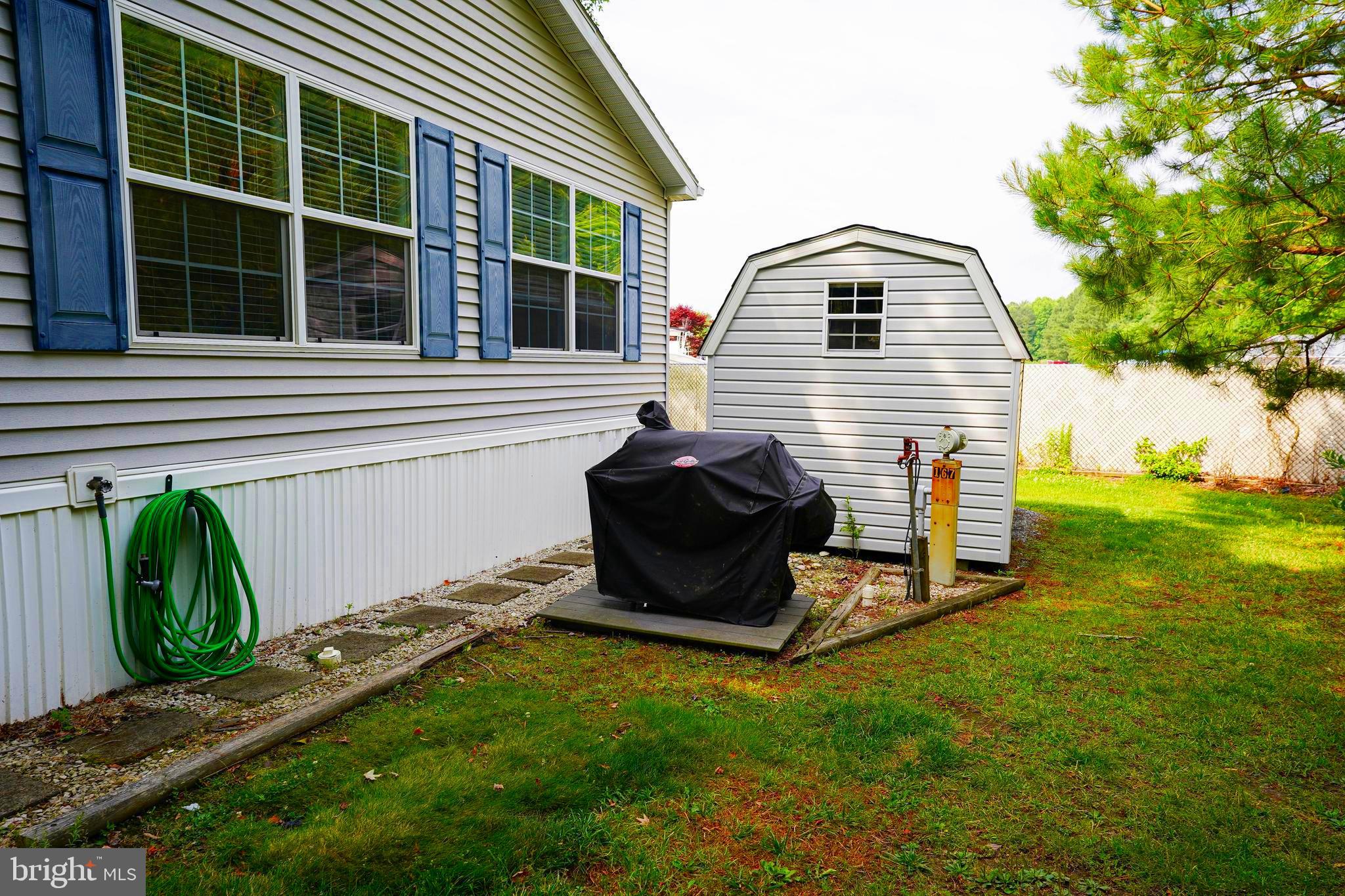 WHITE HORSE PARK I - Residential